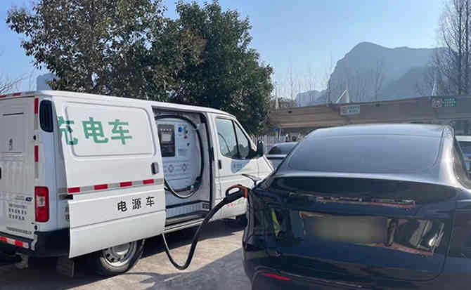 谷城汽车搭电