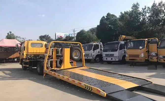 谷城汽车中途维修案例